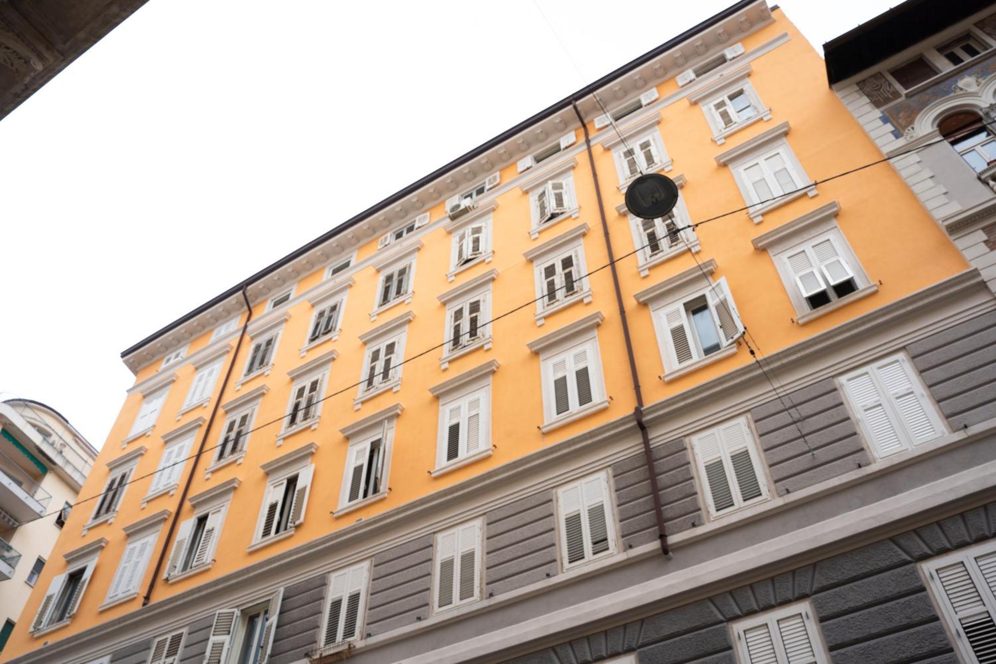 Enjoy Trieste In The City Center Exteriör bild